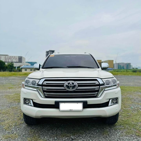 2015 Toyota Land Cruiser 200 VX V8