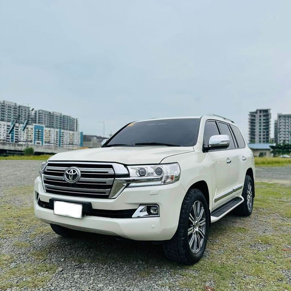 2015 Toyota Land Cruiser 200 VX V8