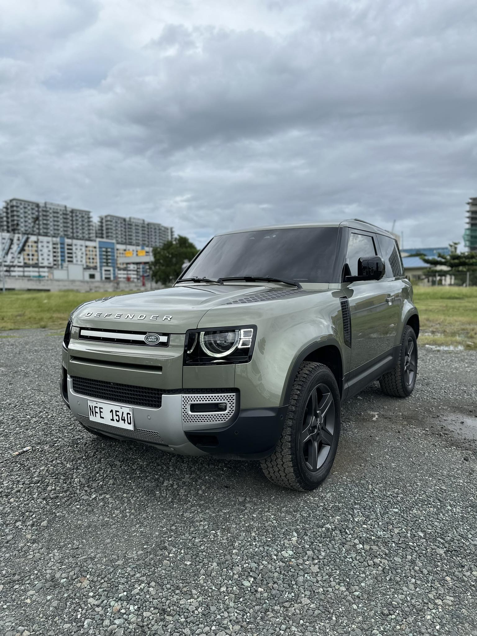 2023 Land Rover Defender D240 SE