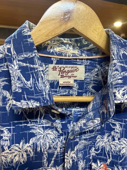 Original Penguin palm print shirt collar and label, size M